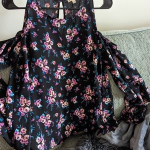 Open Shoulder blouse